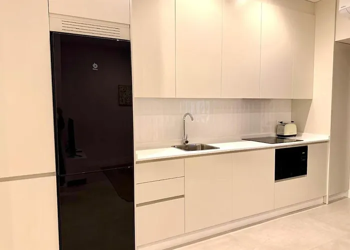 Almogavares Rosas Apartment