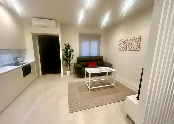 Almogavares Rosas Apartment